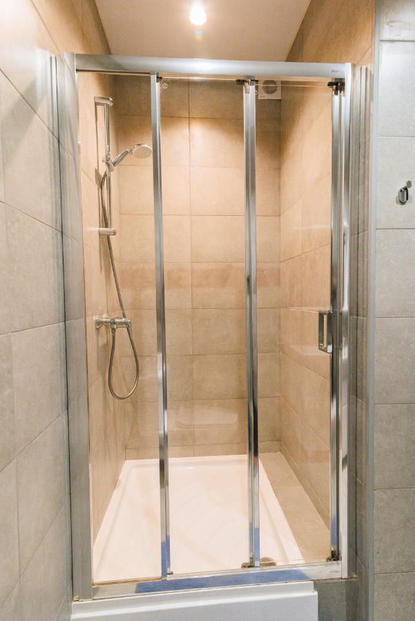 Royal Tower Luxurious Smart Residence Kiev Exteriör bild