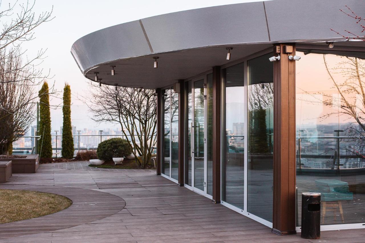 Royal Tower Luxurious Smart Residence Kiev Exteriör bild